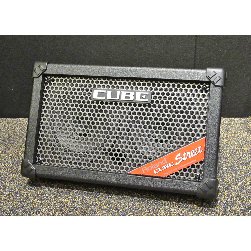 Roland CUBE Street Battery-Powered Stereo Amplifierの画像